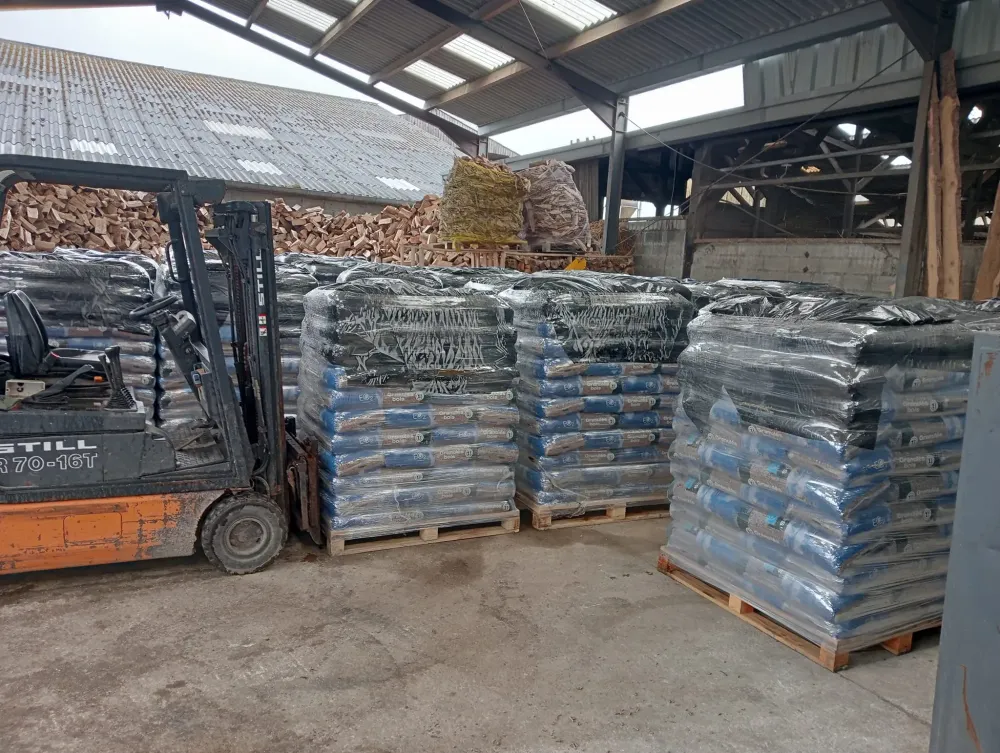 bois de chauffage près de Montreuil-sur-Mer